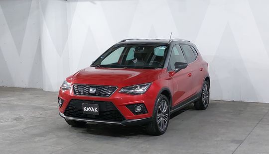 2018 • 65,342 km • Automático