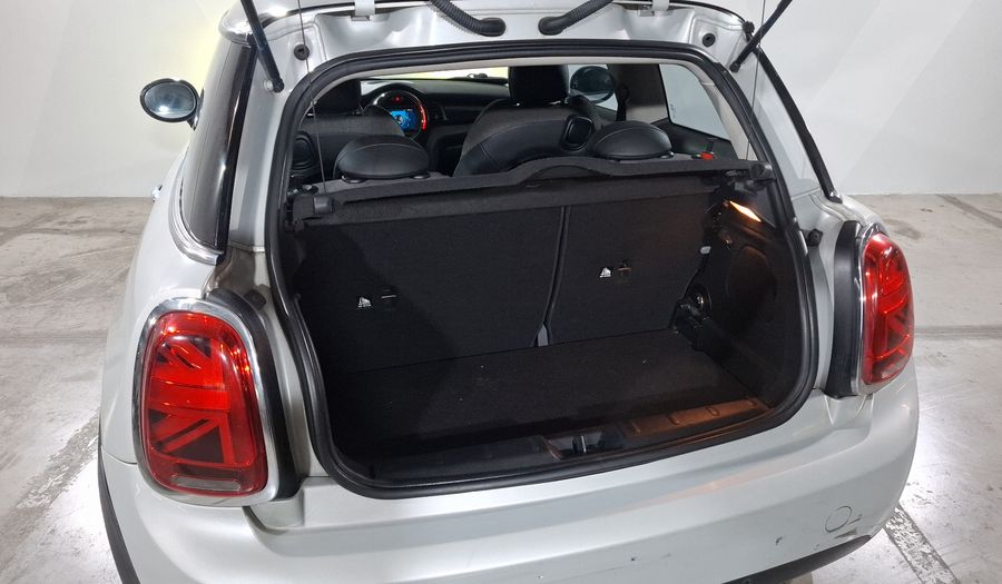 Mini Cooper 1.5 COOPER CHILI Hatchback 2019