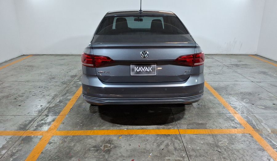 Volkswagen Virtus 1.6 COMFORTLINE AUTO Sedan 2022