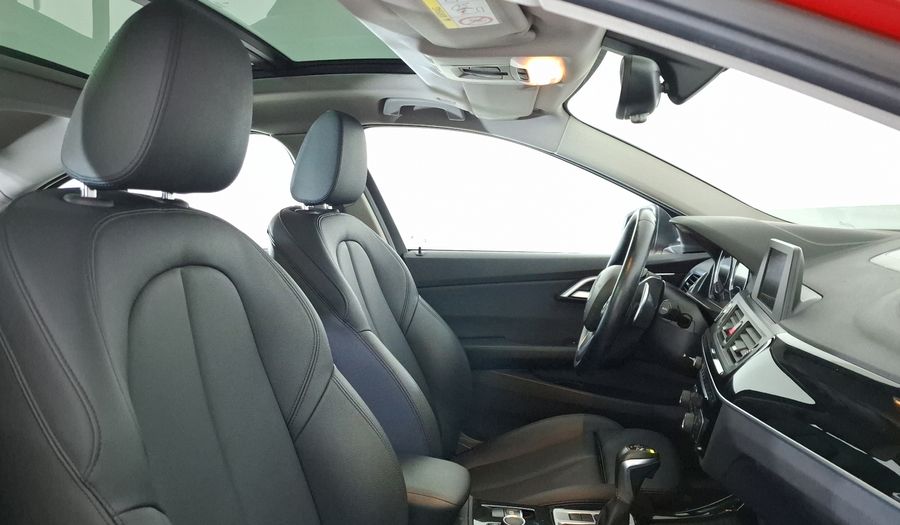 Bmw Serie 1 2.0 120IA SPORT LINE AUTO Hatchback 2019