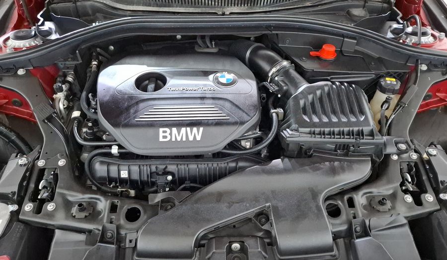 Bmw Serie 1 2.0 120IA SPORT LINE AUTO Hatchback 2019