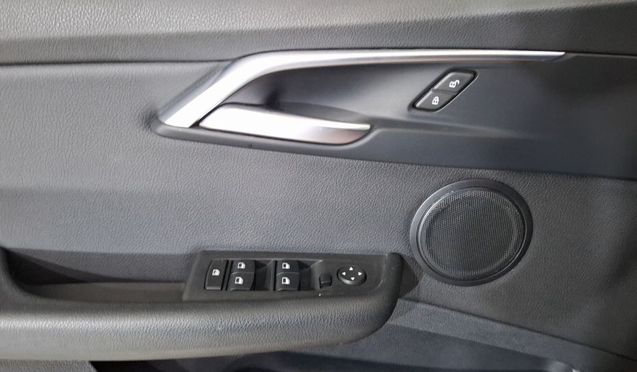 Bmw Serie 1 2.0 120IA SPORT LINE AUTO Hatchback 2019