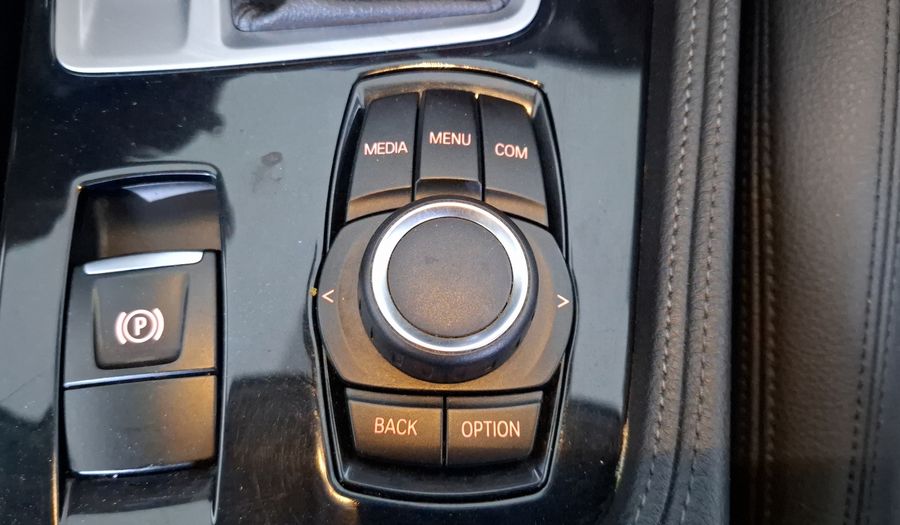 Bmw Serie 1 2.0 120IA SPORT LINE AUTO Hatchback 2019