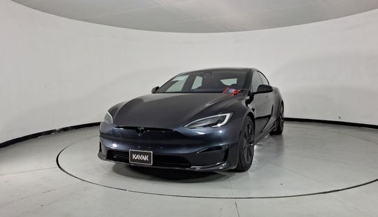 Tesla • Model S