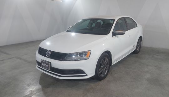 Volkswagen • Jetta