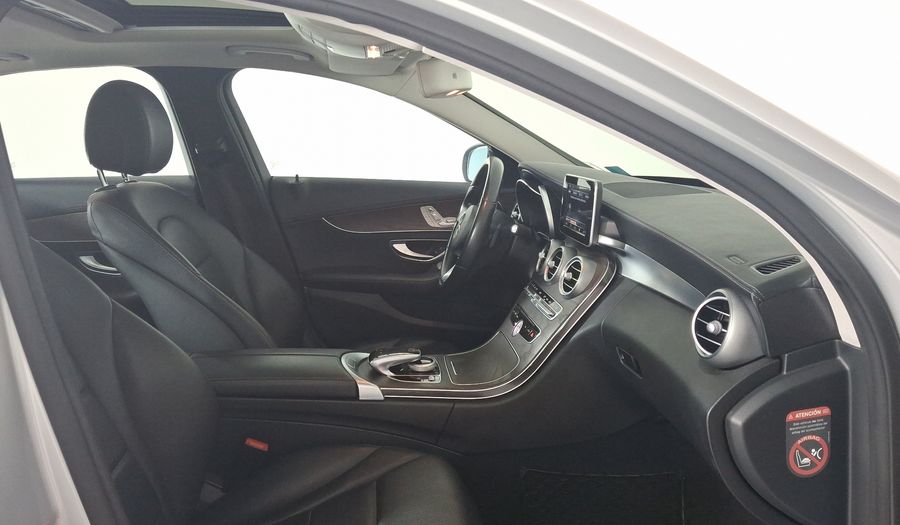 Mercedes Benz Clase C 2.0 200 CGI EXCLUSIVE AT Sedan 2017