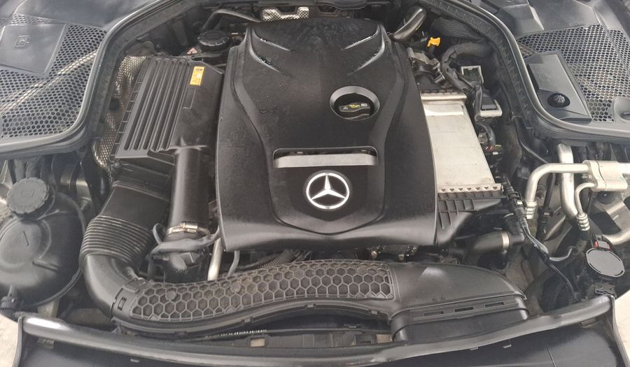 Mercedes Benz Clase C 2.0 200 CGI EXCLUSIVE AT Sedan 2017