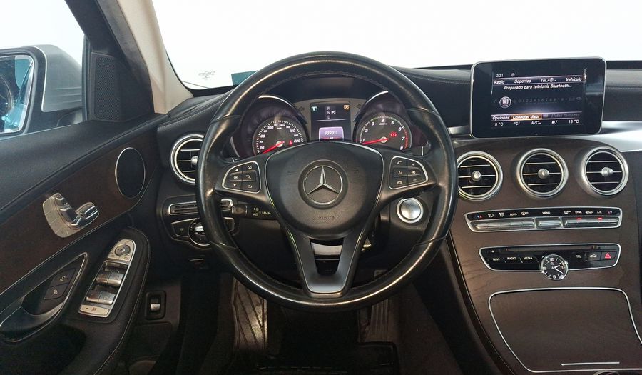Mercedes Benz Clase C 2.0 200 CGI EXCLUSIVE AT Sedan 2017