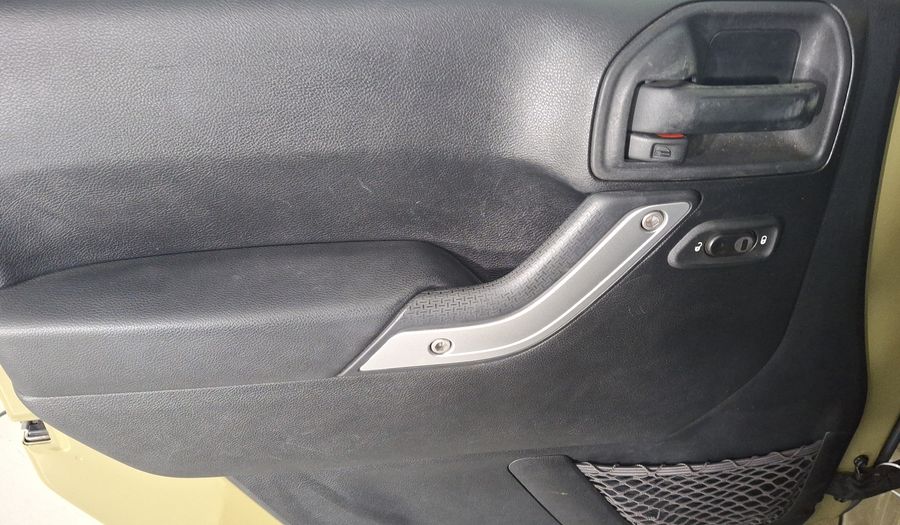 Jeep Wrangler 3.6 UNLIMITED SAHARA 4WD AUTO Suv 2013