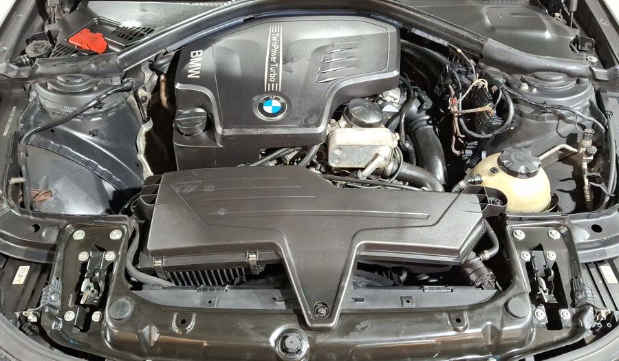 Bmw Serie 3 2.0 328I MODERN LINE Sedan 2013