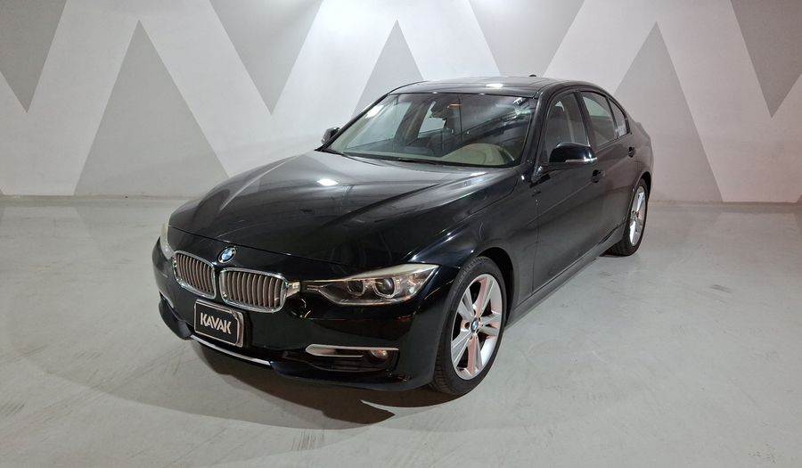 Bmw Serie 3 2.0 328I MODERN LINE Sedan 2013