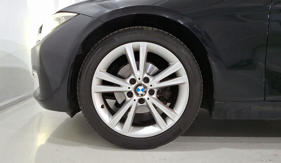 Bmw Serie 3 2.0 328I MODERN LINE Sedan 2013