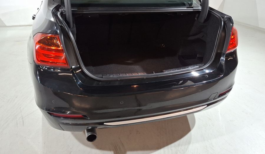 Bmw Serie 3 2.0 328I MODERN LINE Sedan 2013