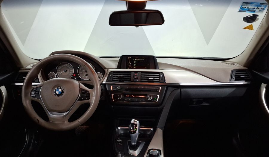 Bmw Serie 3 2.0 328I MODERN LINE Sedan 2013