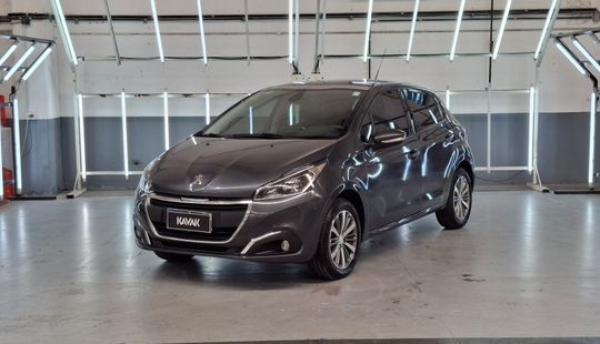 Peugeot • 208