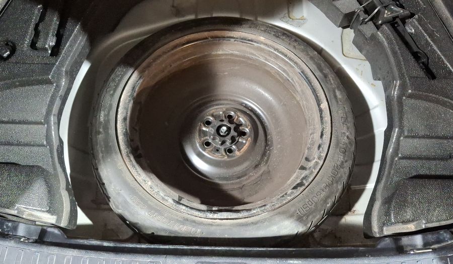 Toyota Prius 1.8 HYBRID BASE Hatchback 2017