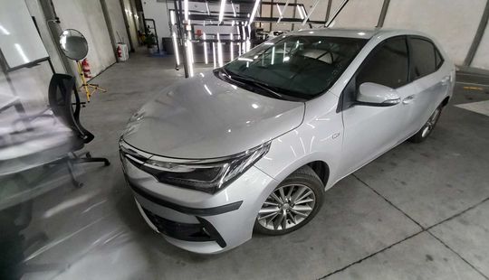 Toyota • Corolla