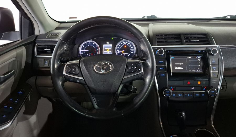 Toyota Camry 2.5 XLE L4 6AT Sedan 2015
