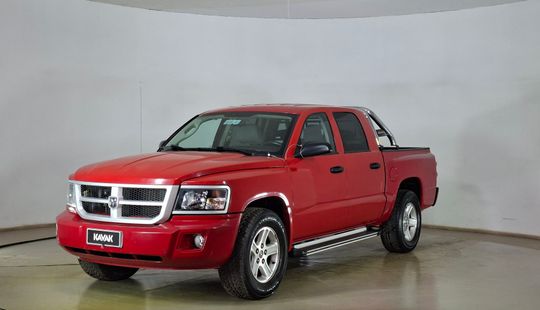 Dodge • Dakota