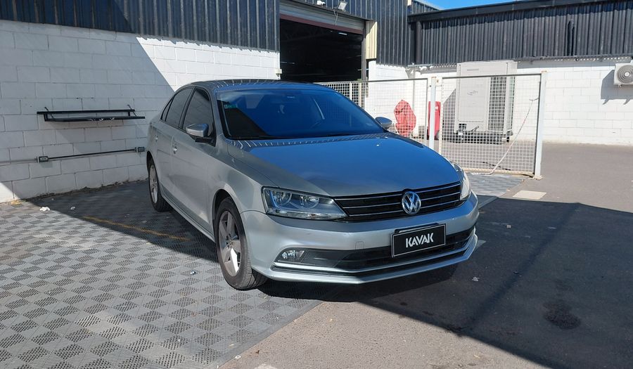 Volkswagen Vento 2.5 ADVANCE PLUS Sedan 2016