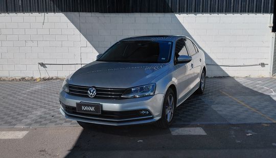 Volkswagen • Vento
