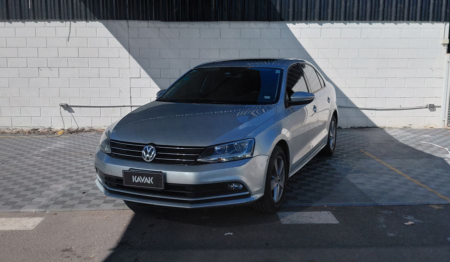 Volkswagen Vento 2.5 ADVANCE PLUS Sedan 2016