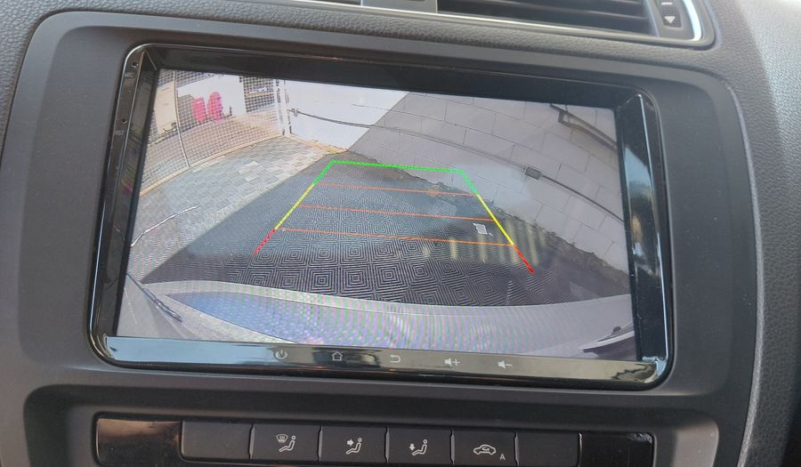 Volkswagen Vento 2.5 ADVANCE PLUS Sedan 2016