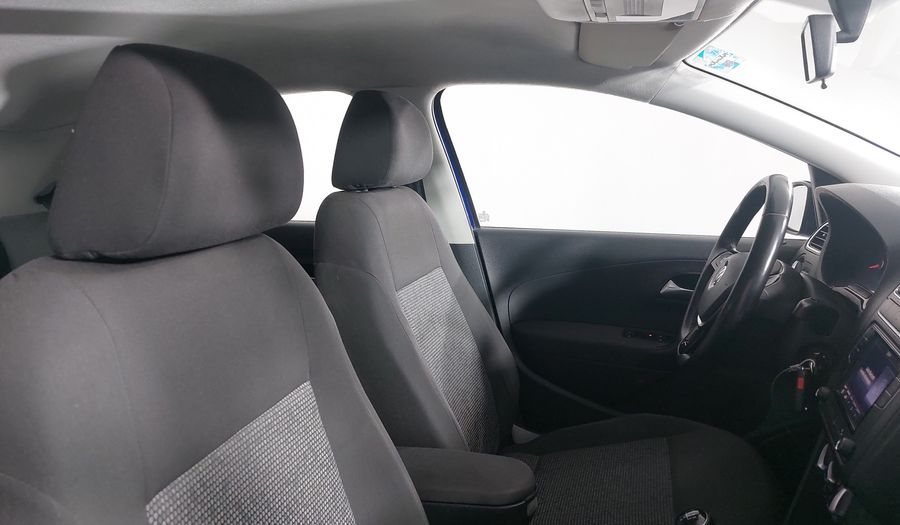 Volkswagen Polo 1.6 COMFORTLINE PLUS Hatchback 2021