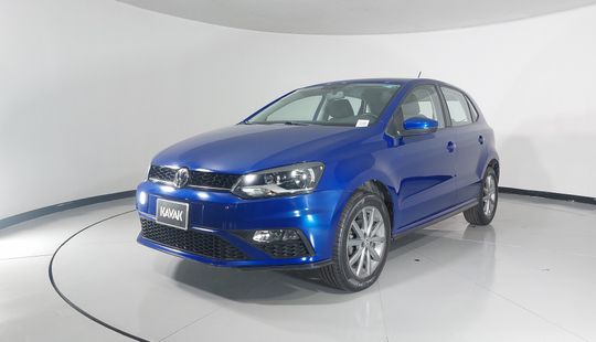 Volkswagen • Polo