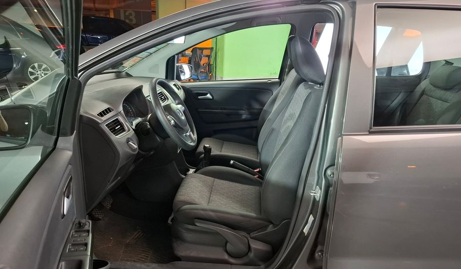 Volkswagen Fox 1.6 TRENDLINE Hatchback 2014