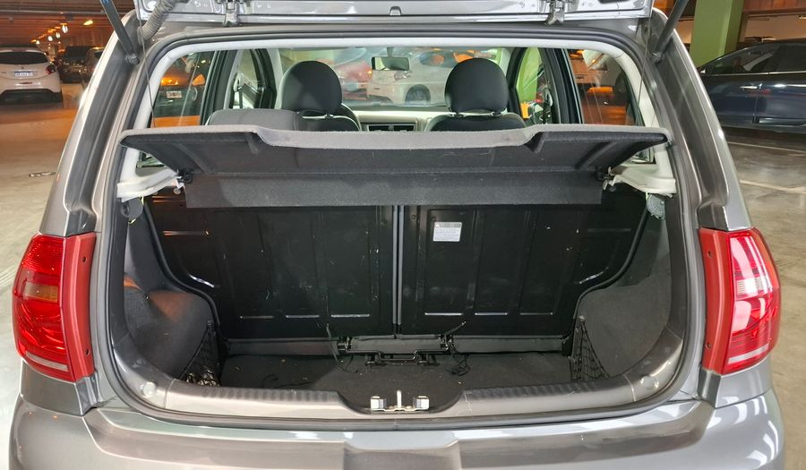 Volkswagen Fox 1.6 TRENDLINE Hatchback 2014