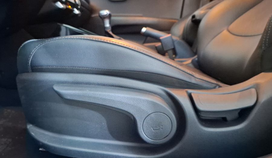 Kia Rio 1.6 EX PACK AUTO Hatchback 2018