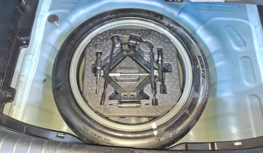 Kia Rio 1.6 EX PACK AUTO Hatchback 2018