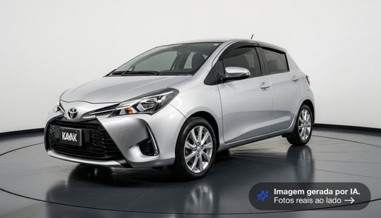 Toyota • Yaris