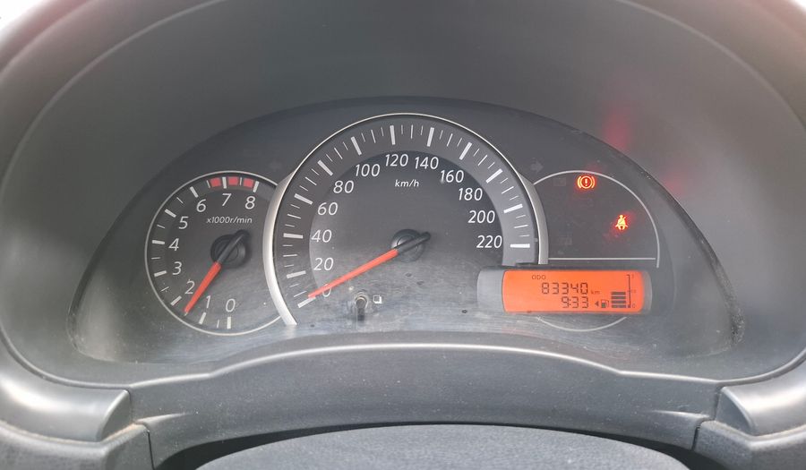 Nissan March 1.6 SENSE Hatchback 2017