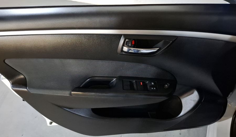 Suzuki Swift 1.4 GLS MT Hatchback 2016