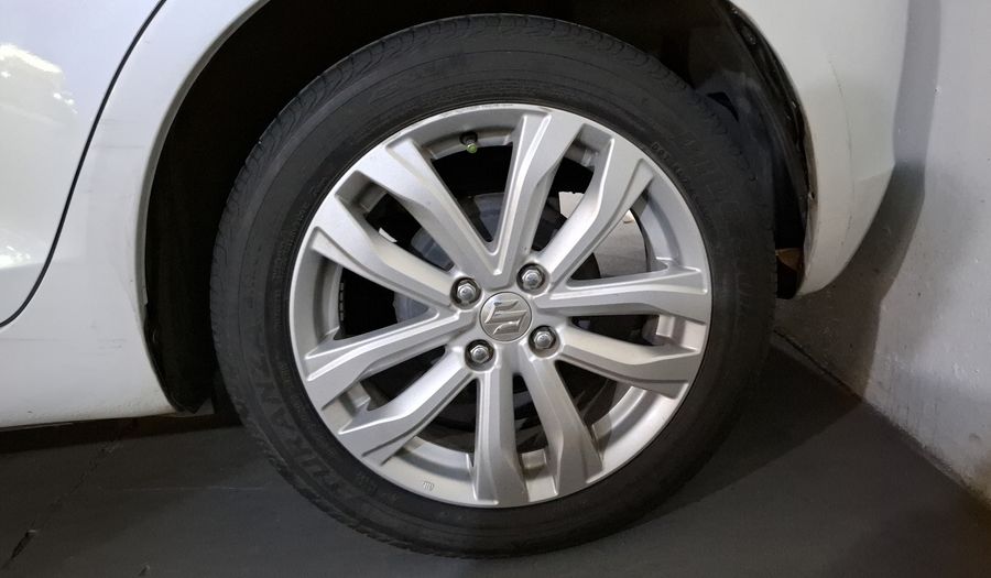 Suzuki Swift 1.4 GLS MT Hatchback 2016