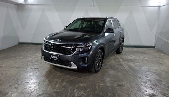 2024 • 24,000 km • Automático