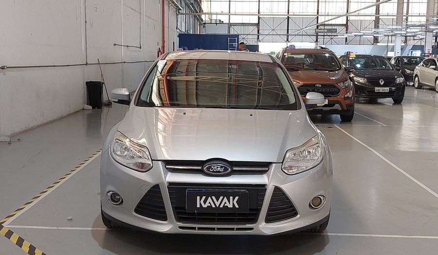 Ford Focus SE SEDAN POWERSHIFT Sedan 2015