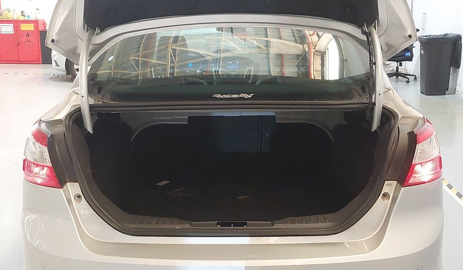 Ford Focus SE SEDAN POWERSHIFT Sedan 2015