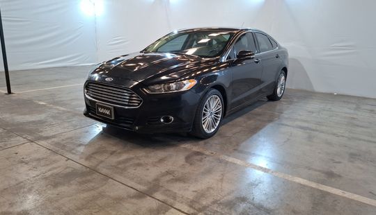 Ford • Fusion