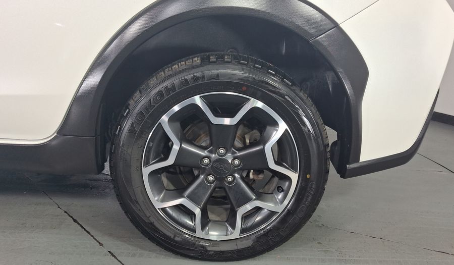 Subaru Xv 2.0 I LIMITED AWD CVT Hatchback 2015