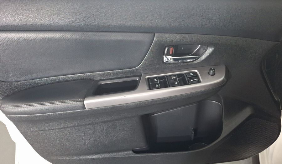 Subaru Xv 2.0 I LIMITED AWD CVT Hatchback 2015