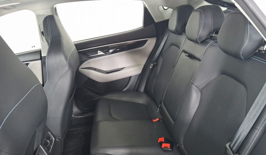 Jac J7 1.5 QUANTUM CVT Hatchback 2022