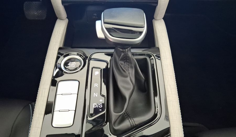 Jac J7 1.5 QUANTUM CVT Hatchback 2022