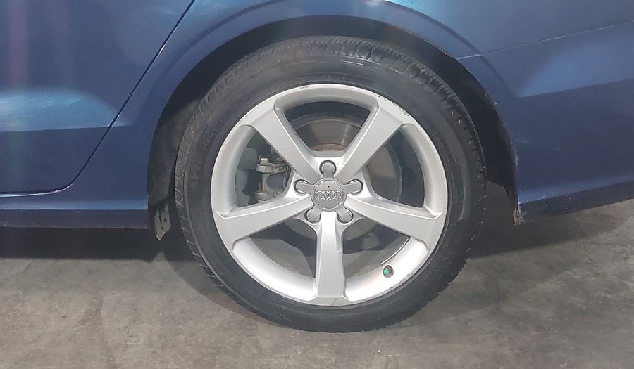 Audi A3 1.8 TFSI AMBIENTE S TRONIC Sedan 2014