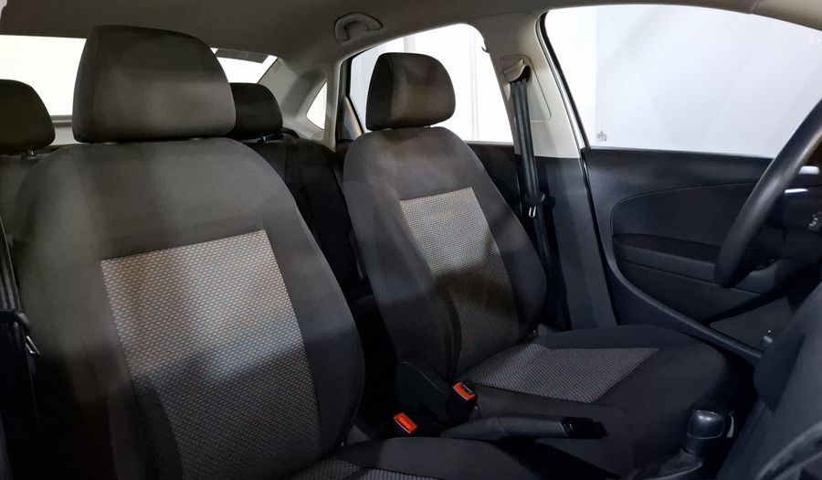 Volkswagen Vento 1.6 STARTLINE AUTO Sedan 2020