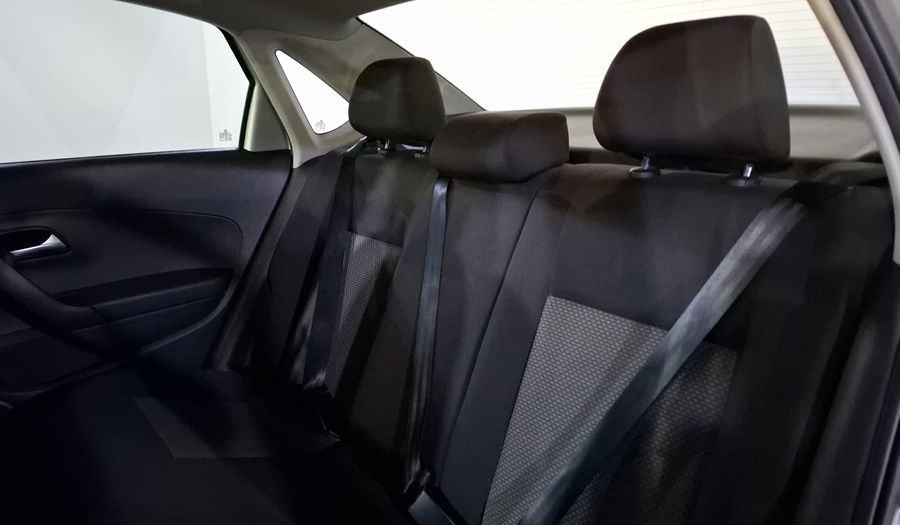 Volkswagen Vento 1.6 STARTLINE AUTO Sedan 2020