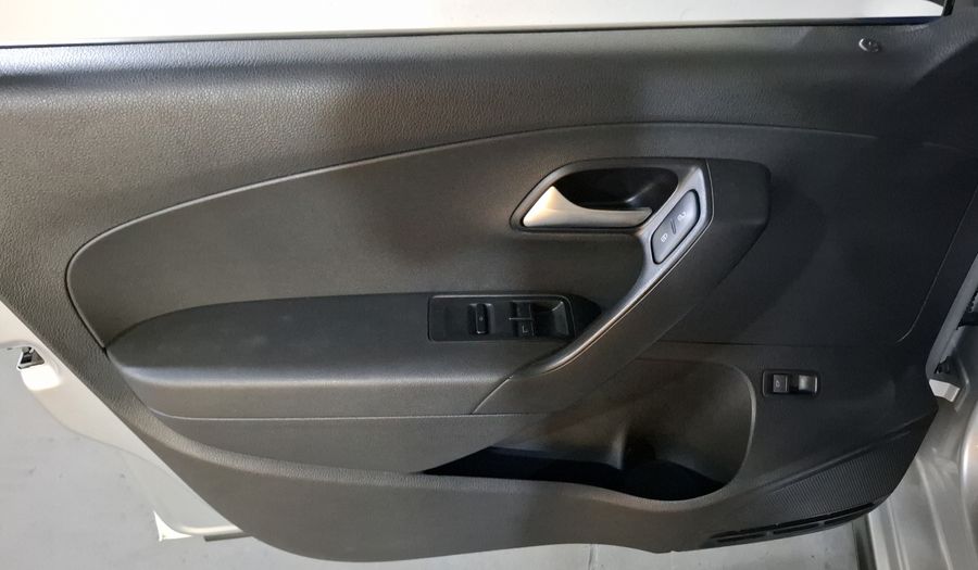 Volkswagen Vento 1.6 STARTLINE AUTO Sedan 2020