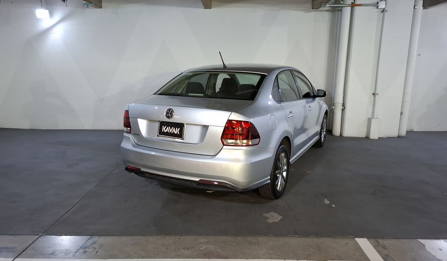 Volkswagen Vento 1.6 STARTLINE AUTO Sedan 2020